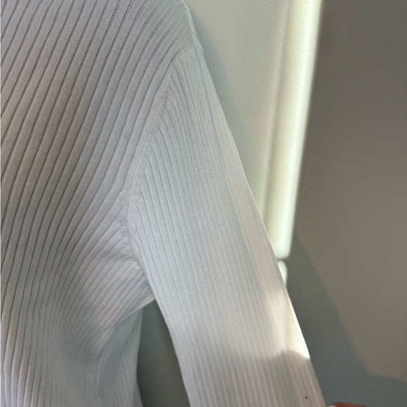 Time and Tru White Turtleneck Size XL - Picture 6 of 9